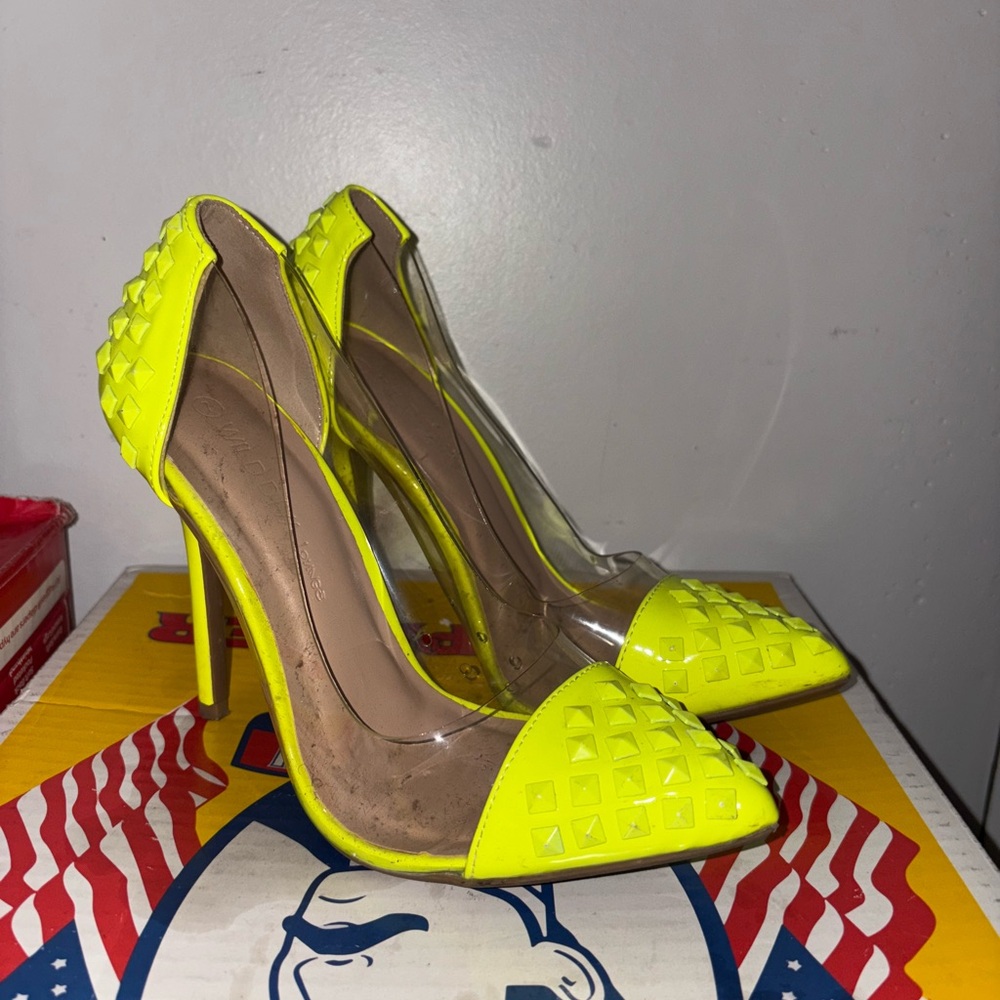 Yellow Women's Wild Diva High Heels size 7